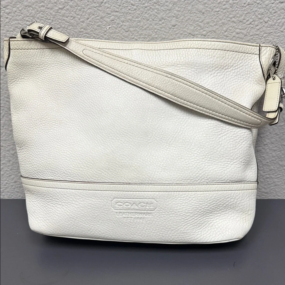 Coach Cream Leatherwear Shoulder Bag